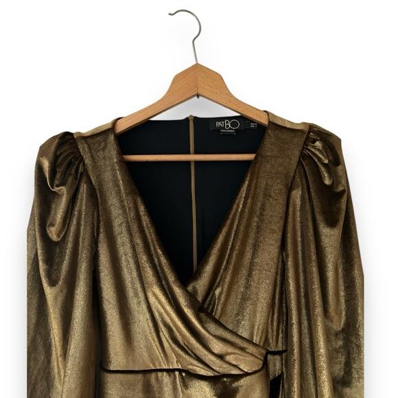 NWT PatBO Metallic Velvet Mini Dress V-Neck A-Line Gold Long Sleeve 2 Women’s - Picture 3 of 10